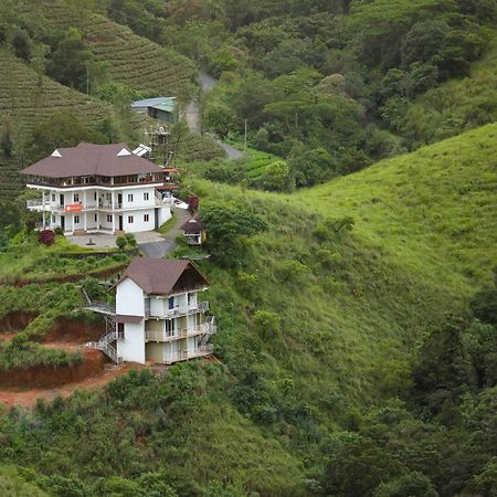 Zostel Vagamon Hostel Buitenkant foto