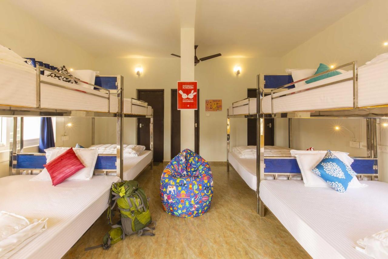 Zostel Vagamon Hostel Buitenkant foto